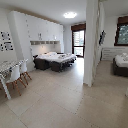 Alloggio Parco Di Plinio Apartment Infernetto Exterior photo